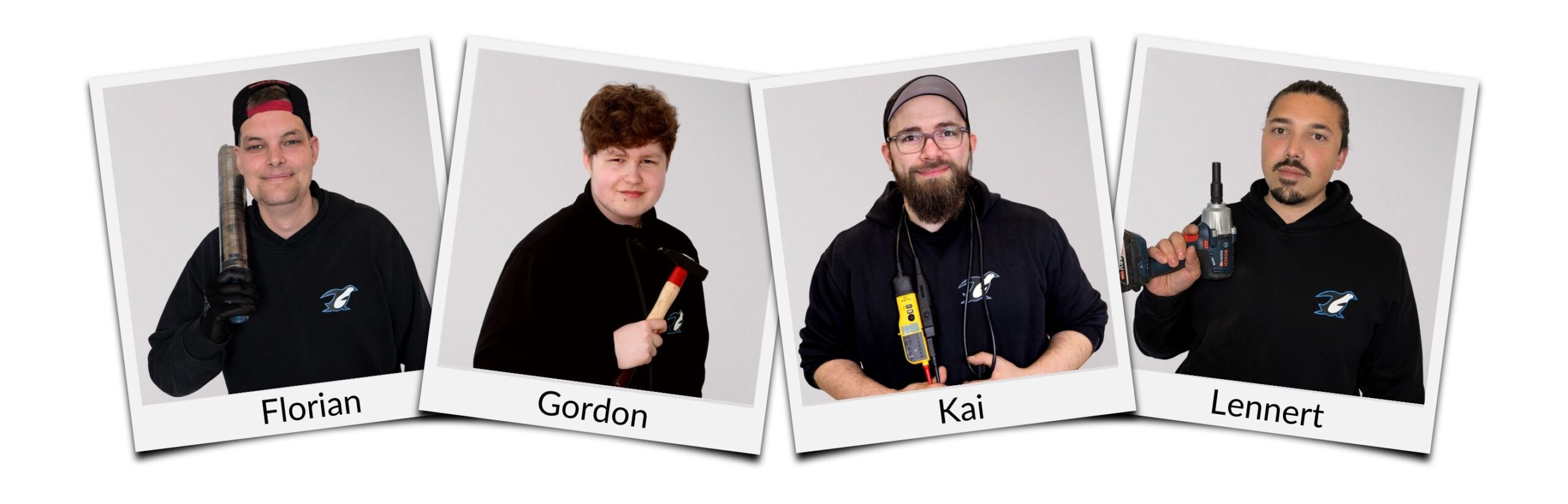 das-team-aus-monteuren-mechatronikern-und-fachkraeften-fuer-kaelte-und-klimatechnik-der-kaeltehelden-hamburg-2-1536x494 Unsere Mitarbeiter Florian, Gordon, Kai und Lennert